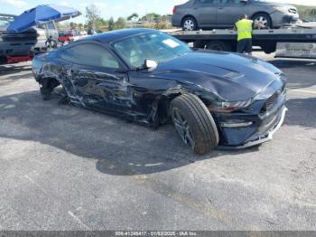  Salvage Ford Mustang