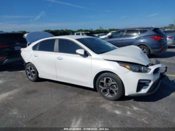  Salvage Kia Forte