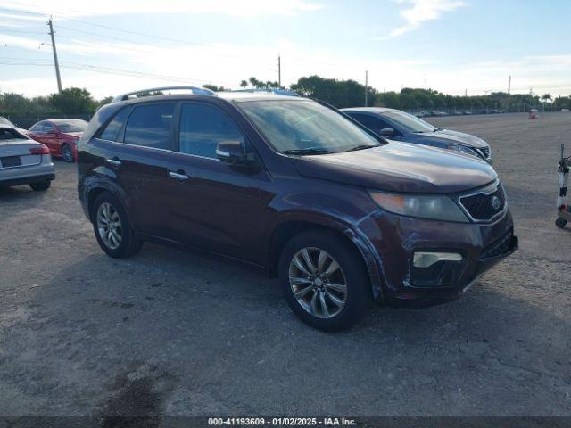  Salvage Kia Sorento