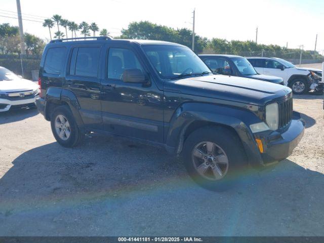  Salvage Jeep Liberty