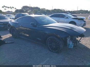  Salvage Ford Mustang