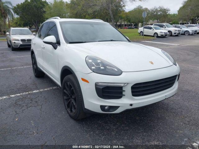  Salvage Porsche Cayenne