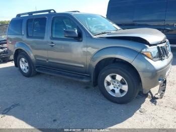  Salvage Nissan Pathfinder