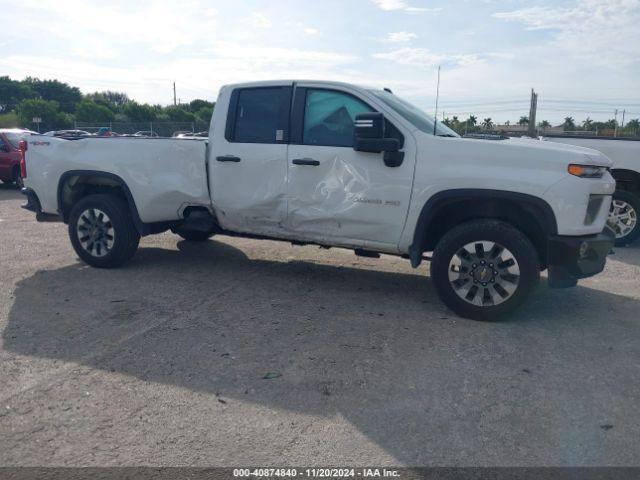  Salvage Chevrolet Silverado 2500