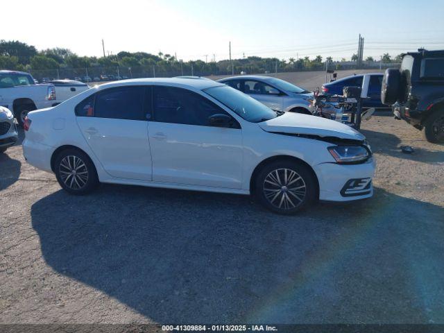  Salvage Volkswagen Jetta