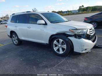  Salvage Toyota Highlander