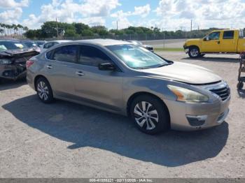  Salvage Nissan Altima