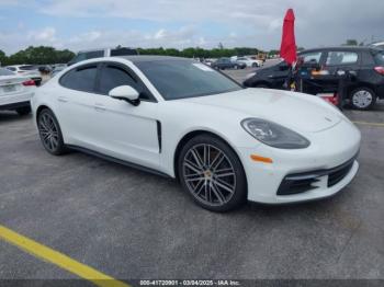  Salvage Porsche Panamera