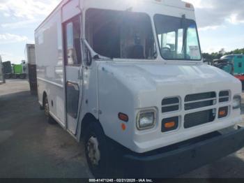  Salvage Freightliner Mt45