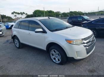  Salvage Ford Edge