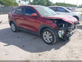  Salvage Hyundai TUCSON