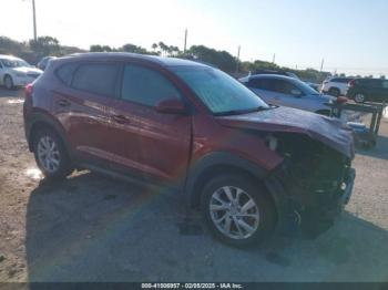  Salvage Hyundai TUCSON