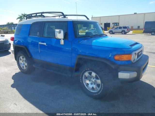  Salvage Toyota FJ Cruiser