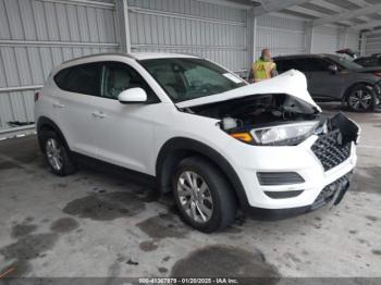  Salvage Hyundai TUCSON