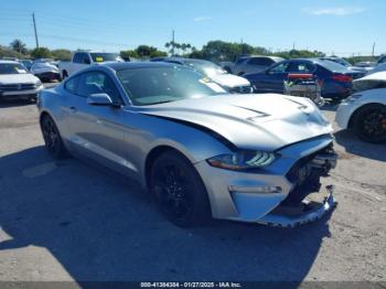  Salvage Ford Mustang