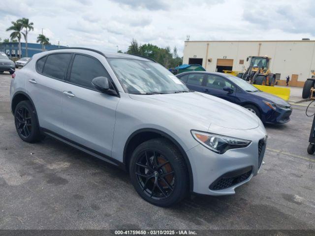  Salvage Alfa Romeo Stelvio