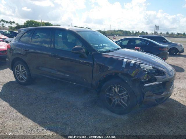  Salvage Porsche Cayenne