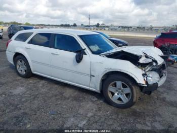  Salvage Dodge Magnum