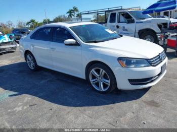  Salvage Volkswagen Passat