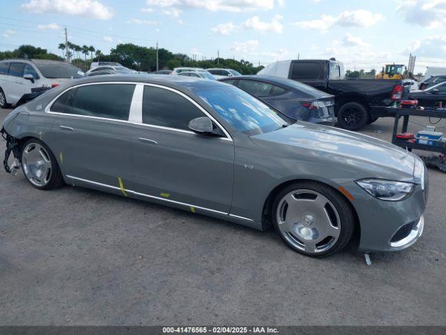  Salvage Mercedes-Benz Maybach