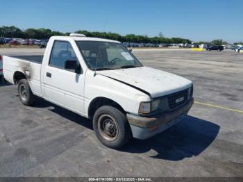  Salvage Isuzu Conventional