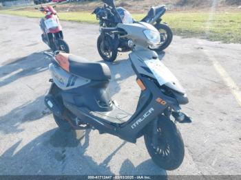  Salvage Yngf 49cc Scooter