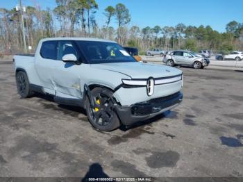  Salvage Rivian R1T