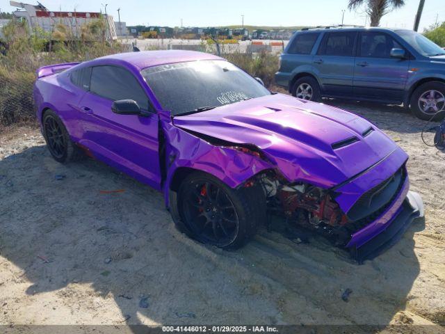  Salvage Ford Mustang