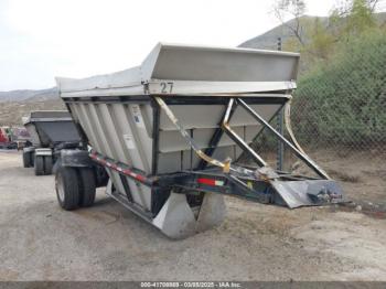  Salvage Reliance Trailer Mfg Trailer