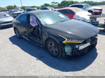  Salvage Kia K5