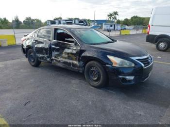  Salvage Nissan Altima
