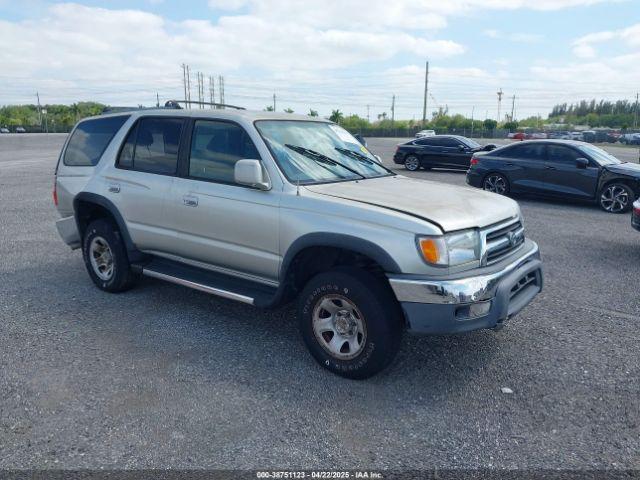  Salvage Toyota 4Runner