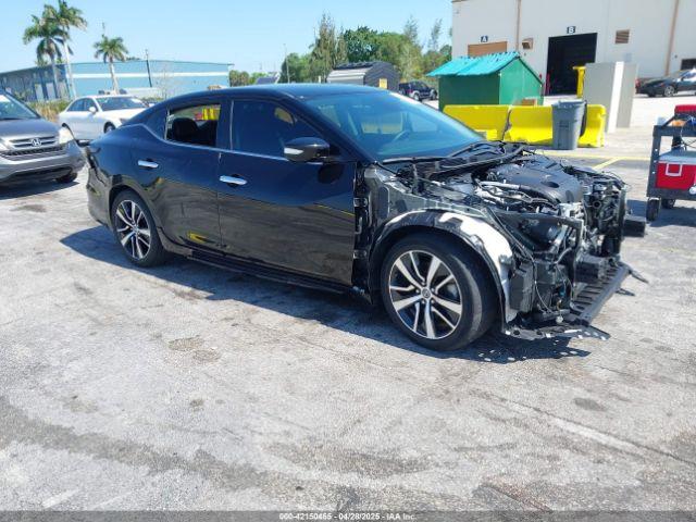  Salvage Nissan Maxima