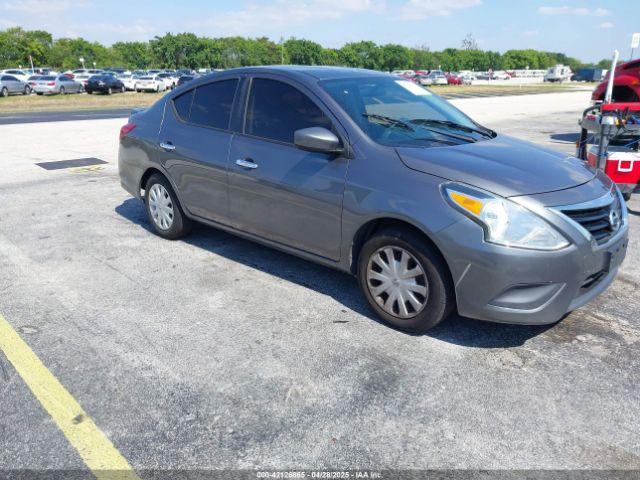  Salvage Nissan Versa