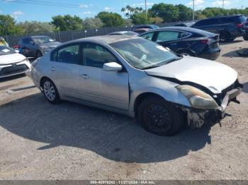  Salvage Nissan Altima