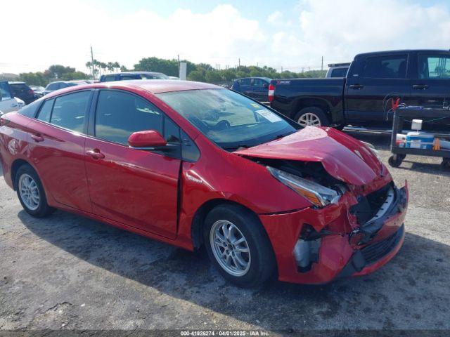  Salvage Toyota Prius