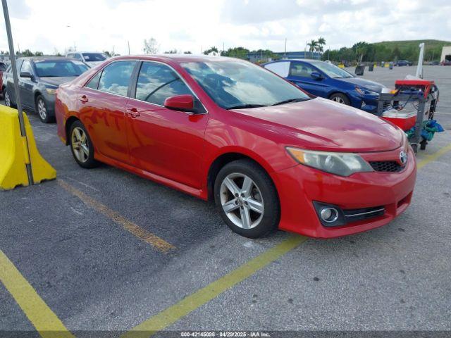  Salvage Toyota Camry