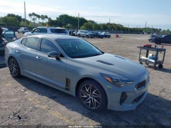  Salvage Kia Stinger