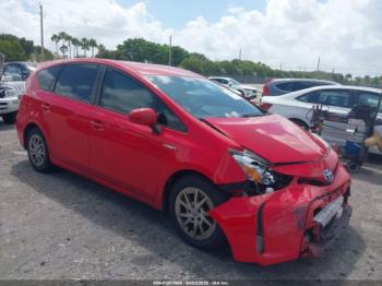  Salvage Toyota Prius v