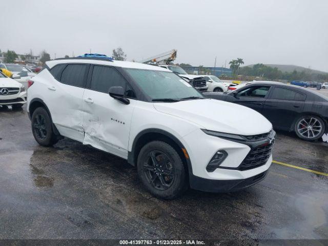 Salvage Chevrolet Blazer