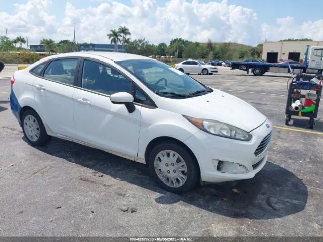  Salvage Ford Fiesta