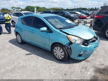  Salvage Toyota Prius c