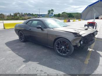  Salvage Dodge Challenger