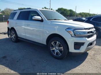  Salvage Ford Expedition