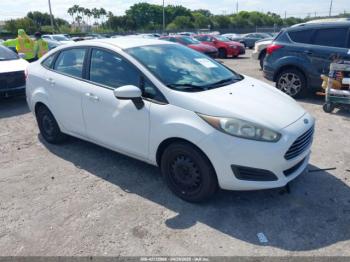  Salvage Ford Fiesta
