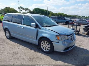  Salvage Chrysler Town & Country