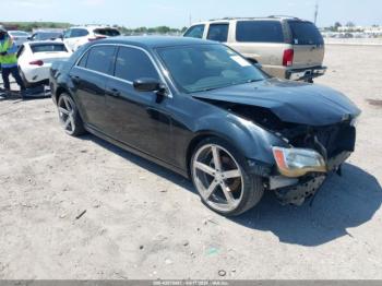  Salvage Chrysler 300