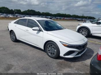 Salvage Hyundai ELANTRA