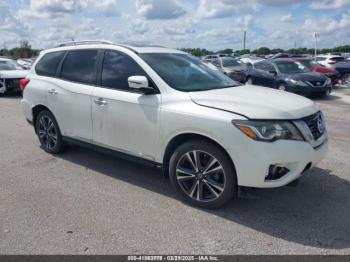  Salvage Nissan Pathfinder