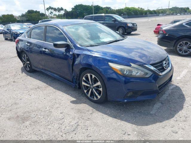  Salvage Nissan Altima